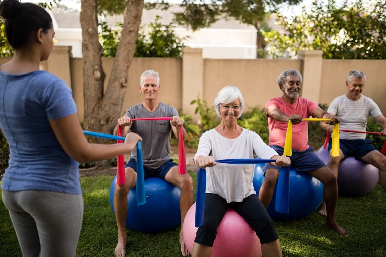 Effective Ways to Keep Seniors Motivated to Exercise