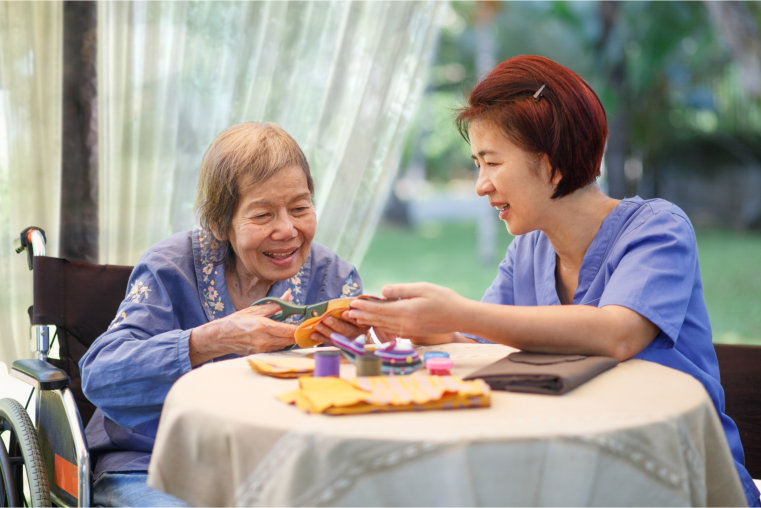 How to Tell if Your Loved One Needs Memory Care